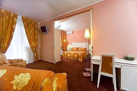 Hotel Ristorante Giordano Cavernago Номер фото