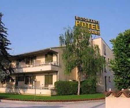 Hotel Ristorante Giordano Cavernago Экстерьер фото