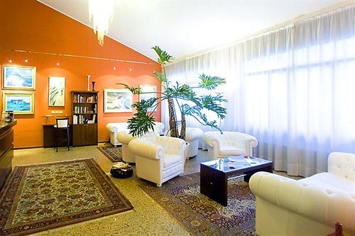 Hotel Ristorante Giordano Cavernago Экстерьер фото