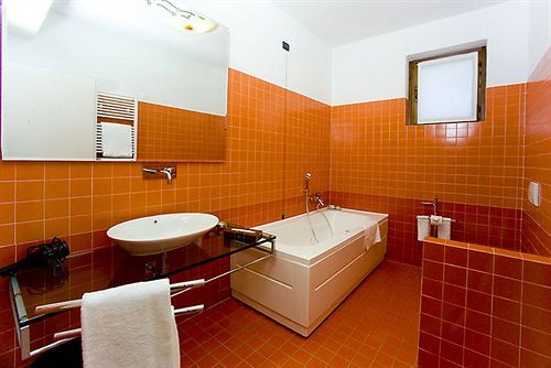 Hotel Ristorante Giordano Cavernago Экстерьер фото